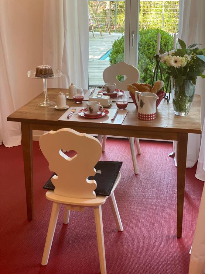 Landhaus Am Plattenbichl - Luxus Apartment Mit Privat-Pool Und Sauna - Im Sommer Bergbahn Inklusive Oberstdorf Luaran gambar